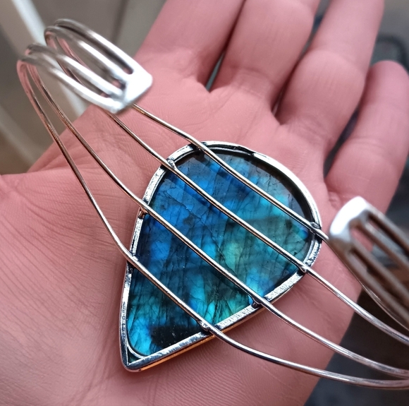 💙Stunning XL Carved Labradorite Sterling Silver Cuff - Picture 4 of 5